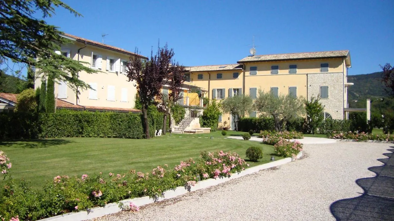 Corte Degli Ulivi Garda  Appartement