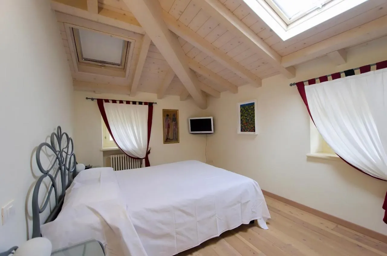 Appartement Corte Degli Ulivi Garda  Italië