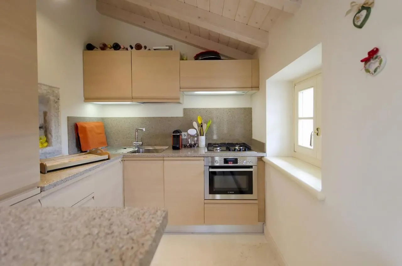 Corte Degli Ulivi Garda  Apartamento Garda (Verona)